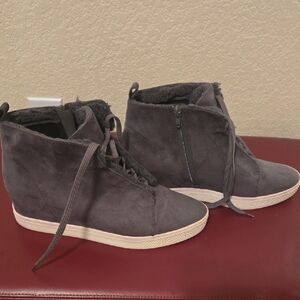 Susina Men's Dark Gray High-Top Sneakers